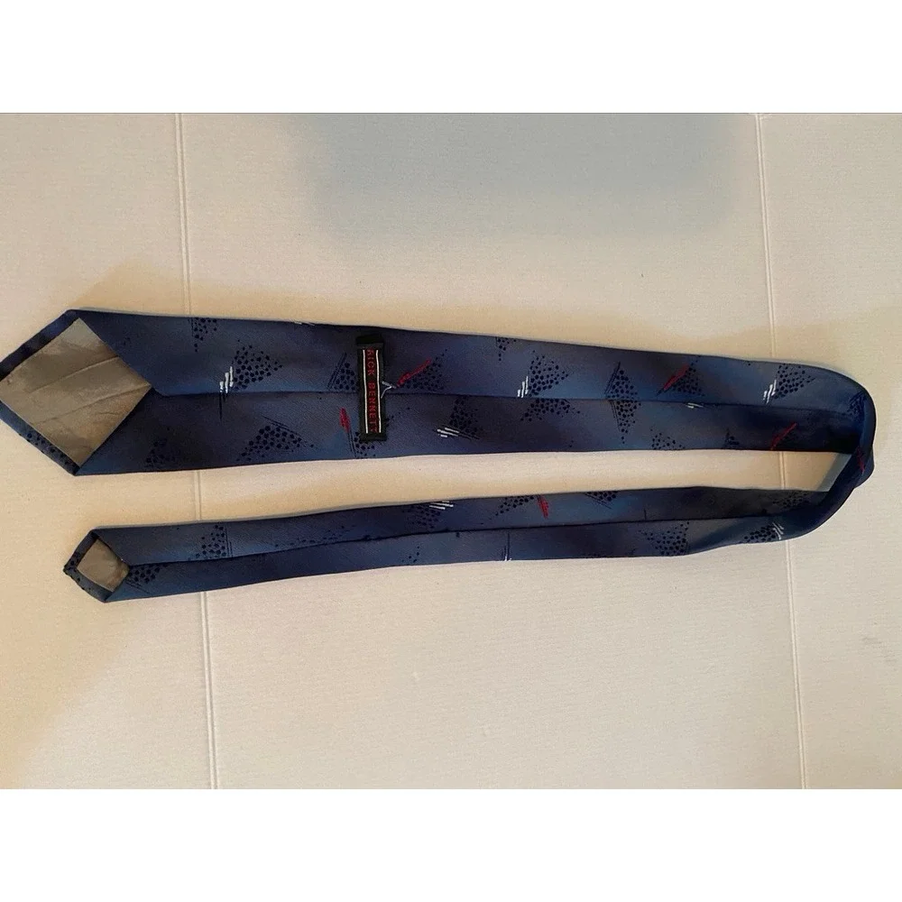Rick Bennett Mens Navy Blue Abstract Geometric Pattern Necktie Modern Silk Blend